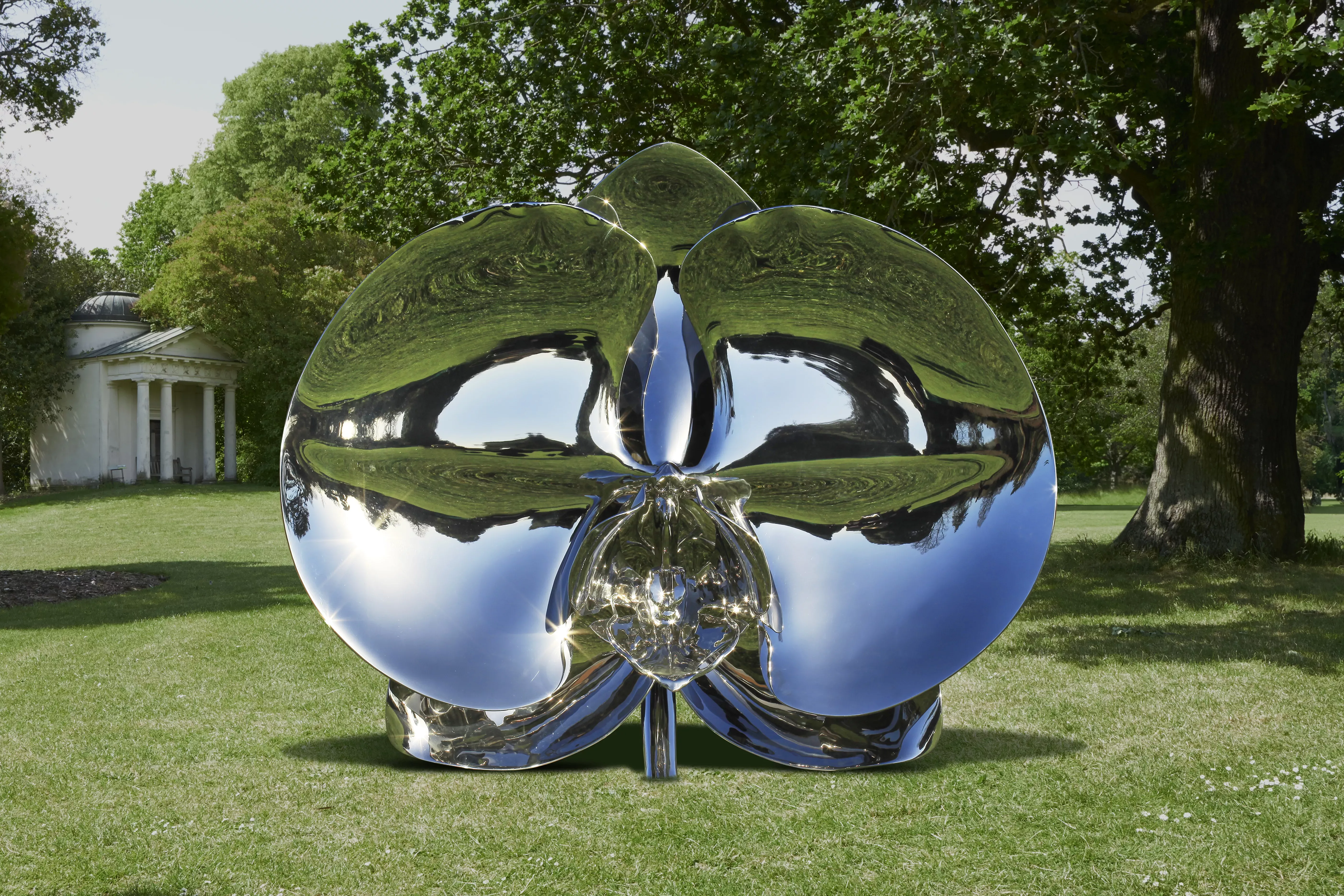 Marc Quinn House of Bellona Reflection Marc Quinn House of Bellona Reflection